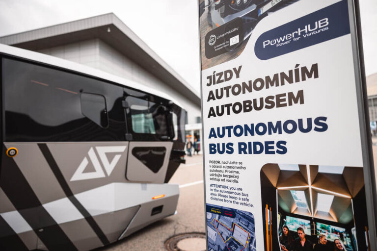 autonomus transport in cities and towns